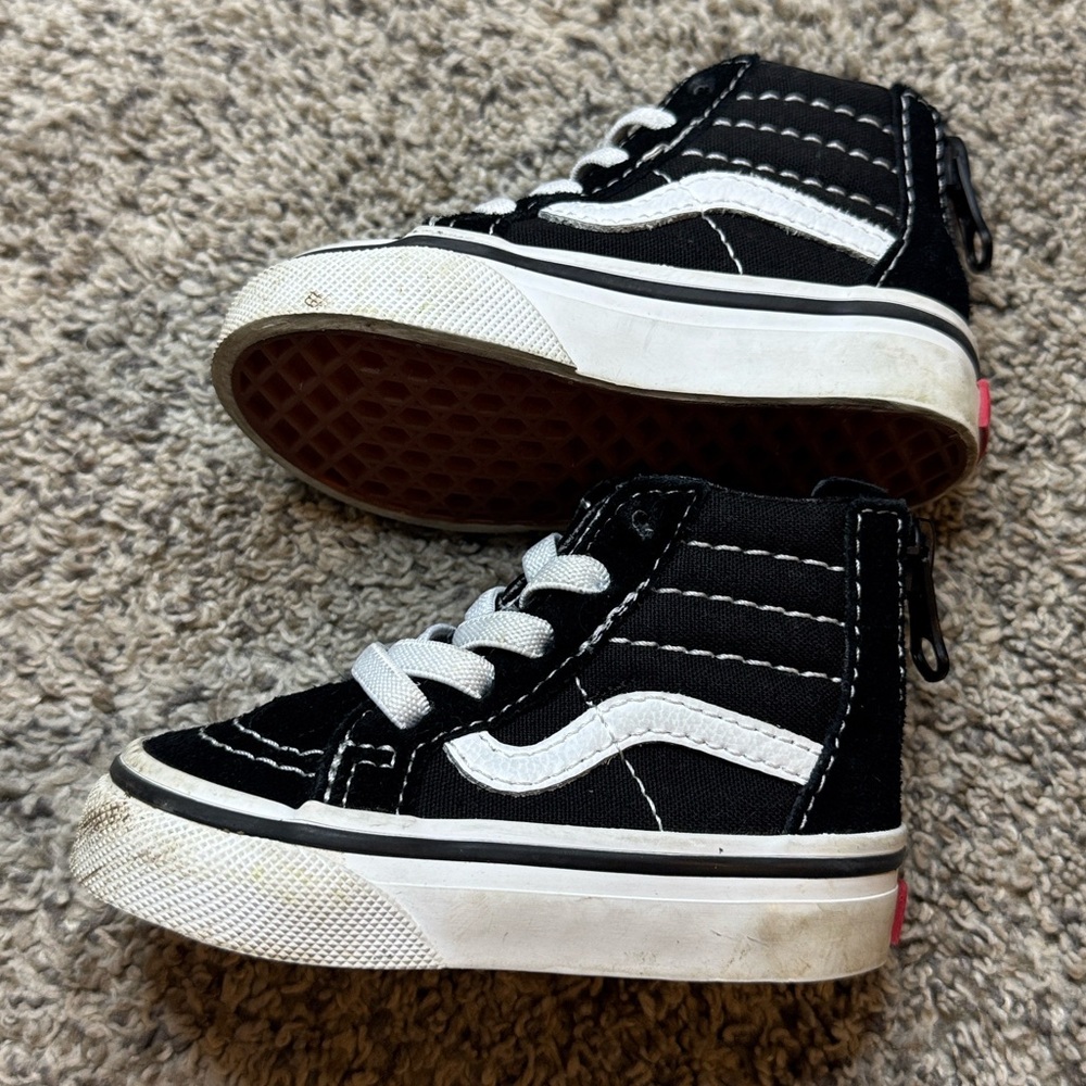 Vans Toddler Black High-Top Sneakers